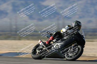 media/Jan-15-2026-Racers Edge (Thu) [[dfebeb70ab]]/3-B Group/Session 1 Turn 8/